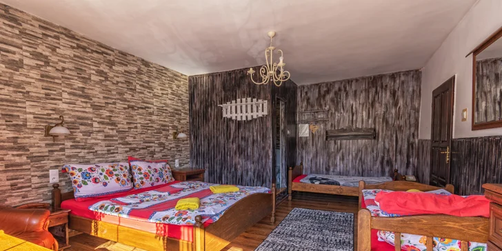 Apartmán o rozloze 50 m² disponuje dvěma ložnicemi se čtyřmi lůžky.