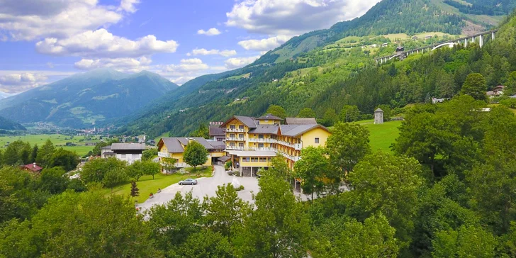 Hotel s výhledem na hory: snídaně, 4chodové večeře a spousta treků v okolí