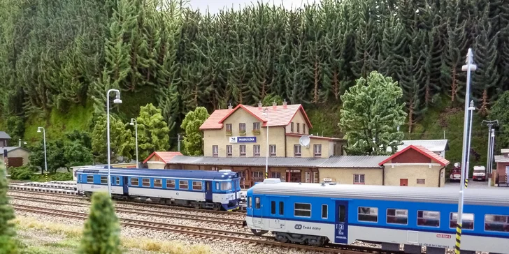 Na ploche 53 metrov štvorcových tu môžete vidieť a zažiť modelové koľajisko so všetkým, čo k tomu patrí. 