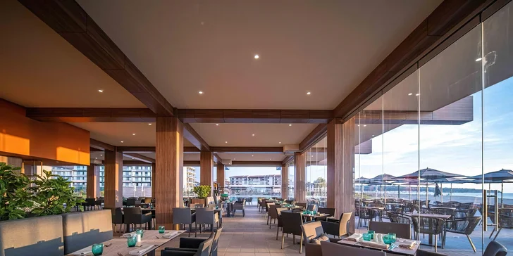 Gastronomické zážitky si v rámci all inclusive dáte kdykoli během dne a dokonce i v noci. 