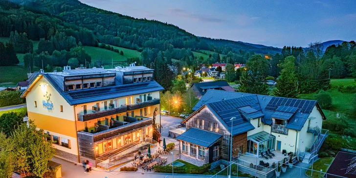 V obci Lipová-lázně vás privíta hotel Helios***+.