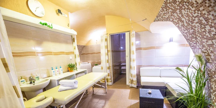 Ale nezapomeňte: pobytový balíček obsahuje i jednu wellness proceduru dle vlastního výběru. 