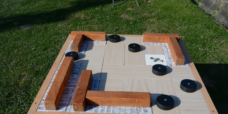 Čeká vás celkem 12 stanovišť, která prověří vaši zručnost, pamatováka a další schopnosti a dovednosti. 