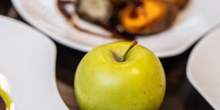Ako bodku za celým menu si môžete dať zdravý dezert - jablko