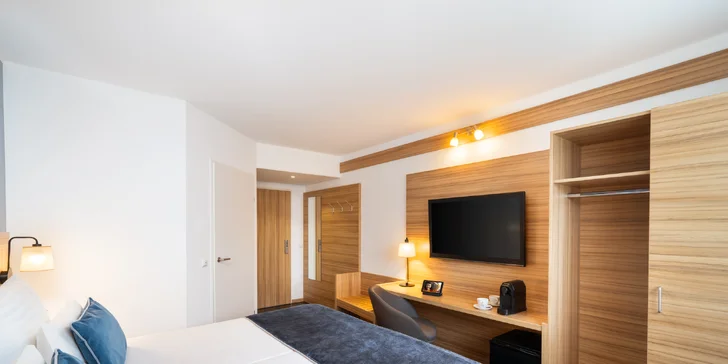 V pokoji nechybí LCD TV a připojení k Wi-Fi.