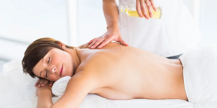 30-60min. olejová masáž dle výběru: regenerační či relaxační