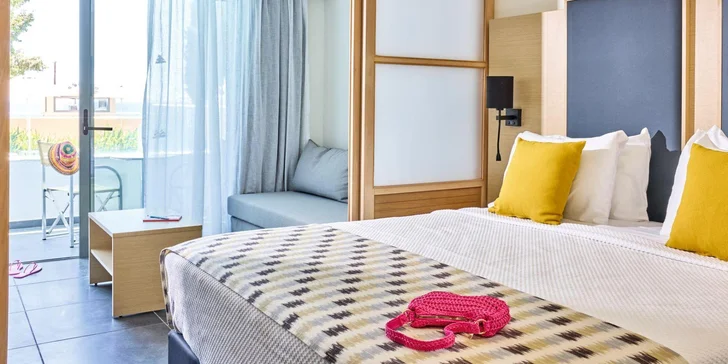 Transfer vás z letiště zaveze do 5* hotelu Atlantica Mikri Poli Kos.