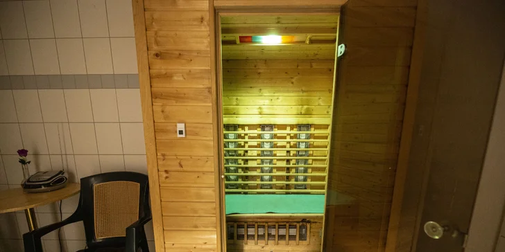 Infrasauna především posiluje imunitní systém, zlepšuje krevní oběh a zmírňuje stres.
