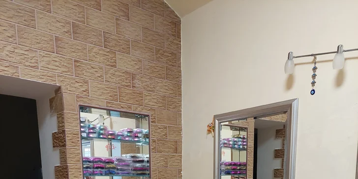Zkušené kadeřnice vám rády pomohou vytvořit osobitý účes se střihem a barvou, ombré či balayage.