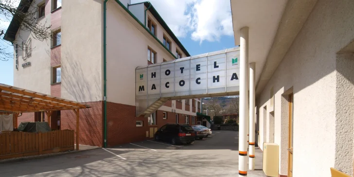 Zde zaparkujete svého plechového oře.