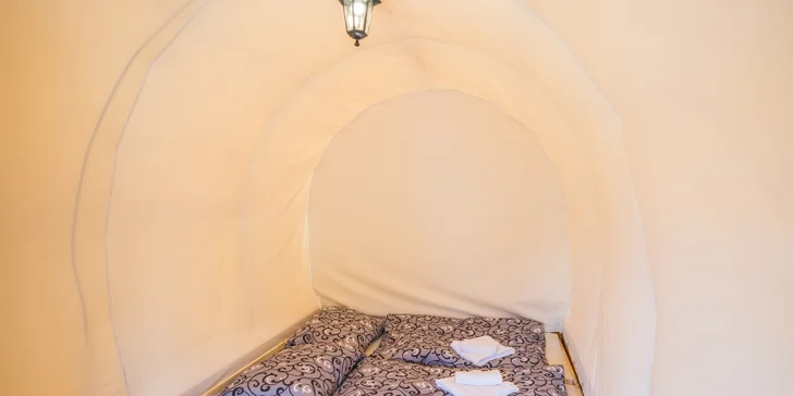 ... zvolte pobyt ve stanu, dostavníku nebo chaloupce. 