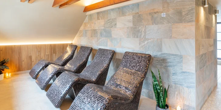 Využít můžete 20% slevu na privátní saunu s odpočinkovou místností. 
