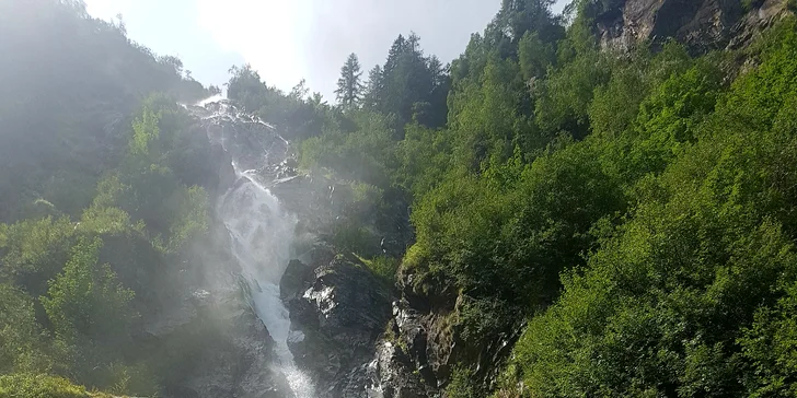Vouchery je možné sčítat, a pobyt si tak v případě volných kapacit prodloužit (na fotografii Schladming-Bodensee).