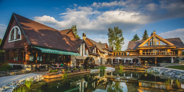 Resort ORAVSKÝ HÁJ**** (vzdialený 1,7 km od Hotela Brezovica**)