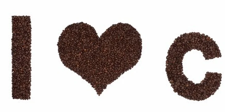 Prémiové ledové Caffé Latte Be On v láhvi