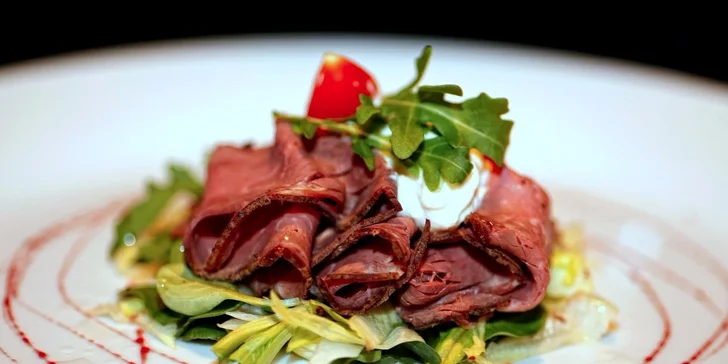 Smyslné menu pro dva v restauraci ne-SMYSL