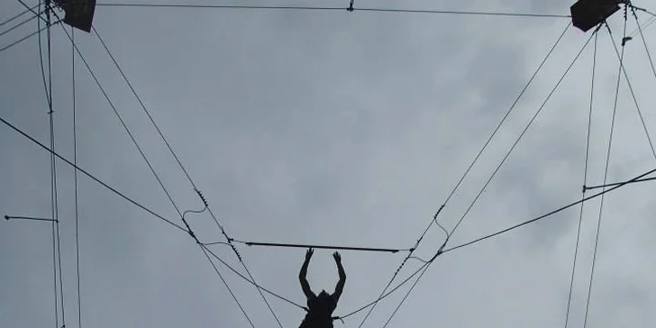 Adrenalinový zážitek v Lanovém centru Proud Lesná