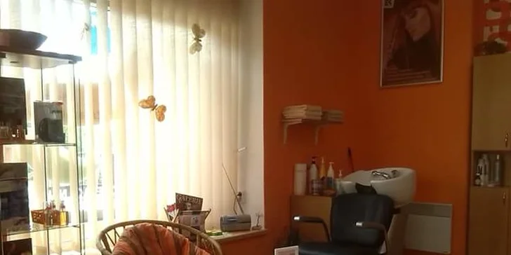 Vlasy krásné od kořínků ke konečkům: botugenová maska, střih a styling