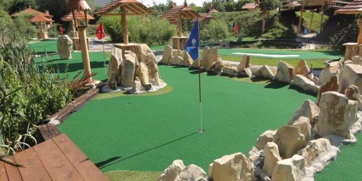 Celodenní vstupy na putting golf v krásném Resortu Svět v Úžicích
