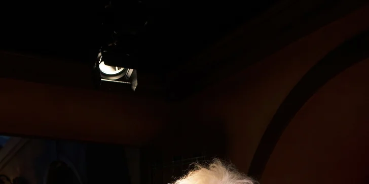 Vstup do slavného muzea Grévin i sleva do kavárny