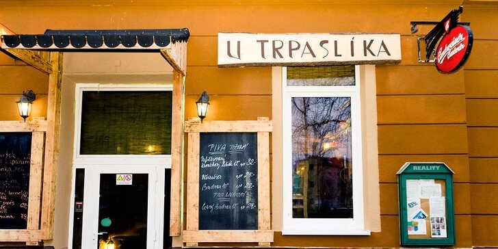 Tataráky - hovězí, lososový a okurkový s chorizem v restauraci U Trpaslíka