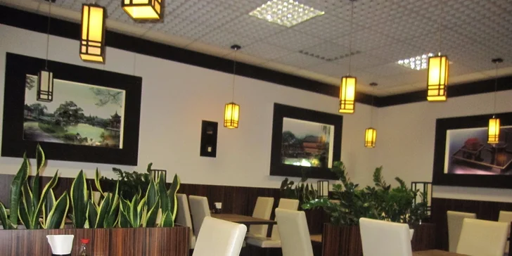 Thajské letní menu pro dva - polévka, sushi, nudle
