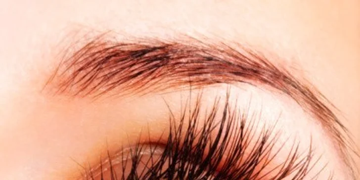 Prodlužování řas metodou řasa na řasu Blink lashes