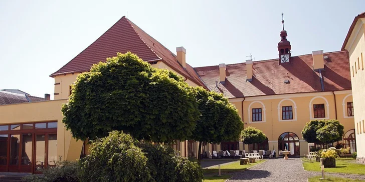 Tři dny na zámku Čechtice s all inclusive a wellness