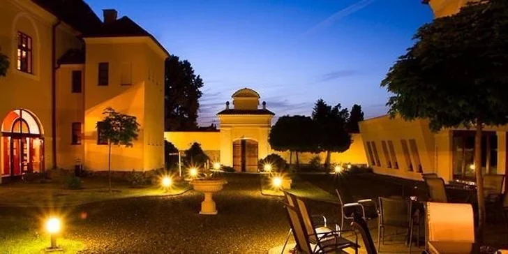 Tři dny na zámku Čechtice s all inclusive a wellness