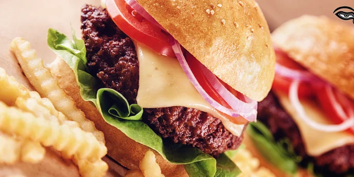 Dva hovězí burgery a hranolky v Clubu Nirvana