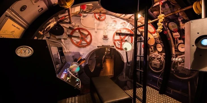 Simulátor ponorky U-Boat (90 min) na vlastní kůži!