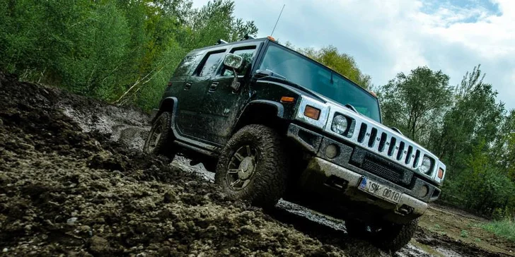 Řízení offroadu Hummer H2 Luxury, bungee running a další zážitky