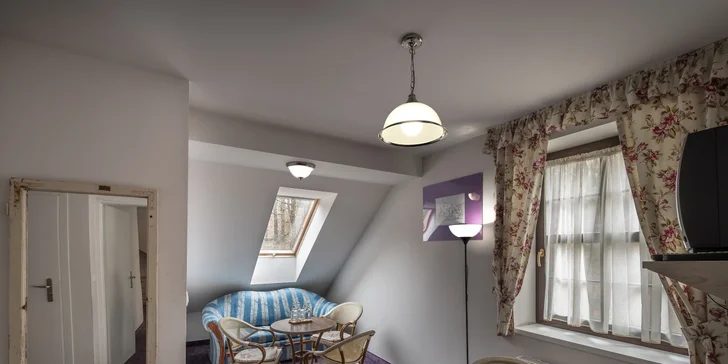 Pokoje jsou designovány v krásném venkovském stylu.