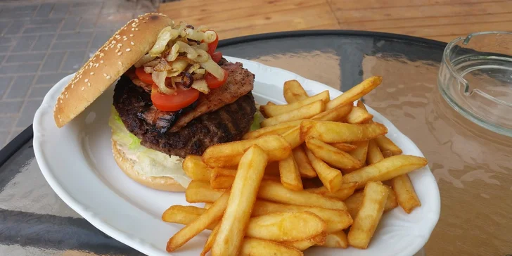 Dva pořádné burgery s americkým masíčkem Black Angus
