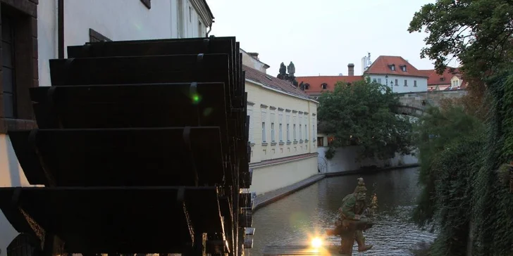 Pikantní procházky Prahou: Vyšehrad pro dospělé nebo Hříšná Praha