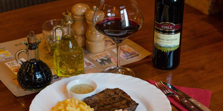 Uruguayské steaky s přílohami, láhev vína a tatarák pro dva