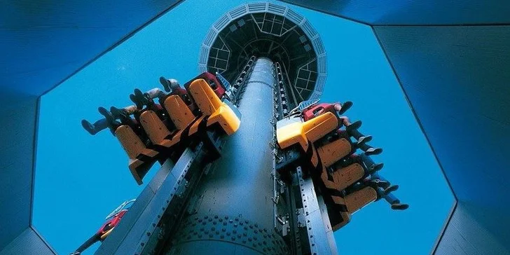 Celý den v italském zábavním parku Gardaland