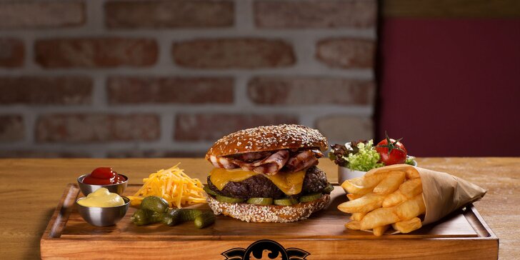 40% sleva na burgery v Burger Baru – výběr ze 7 druhů