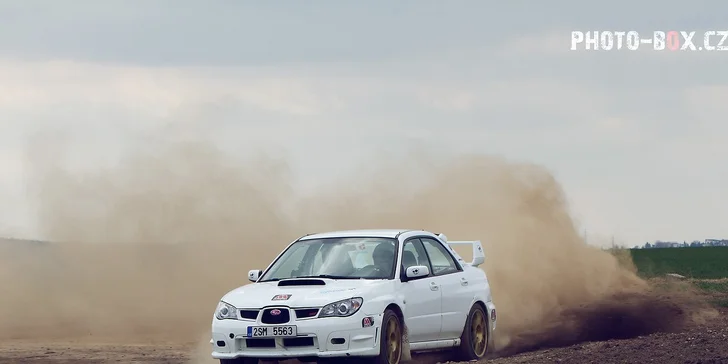 6 kol v Subaru Impreza WRX STI na okruhu v Dlouhé Lhotě a vč. paliva