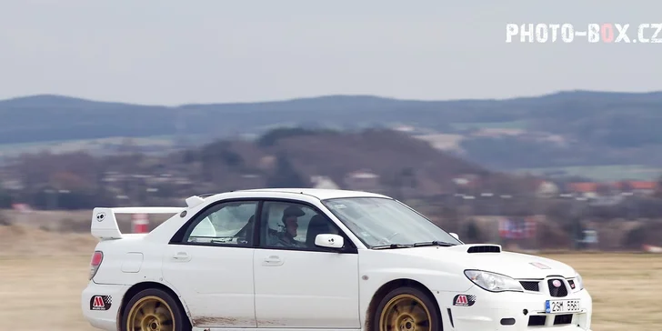 6 kol v Subaru Impreza WRX STI na okruhu v Dlouhé Lhotě a vč. paliva