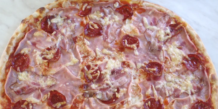 Double burger pro jednoho či dva nebo 3 pizzy za cenu dvou