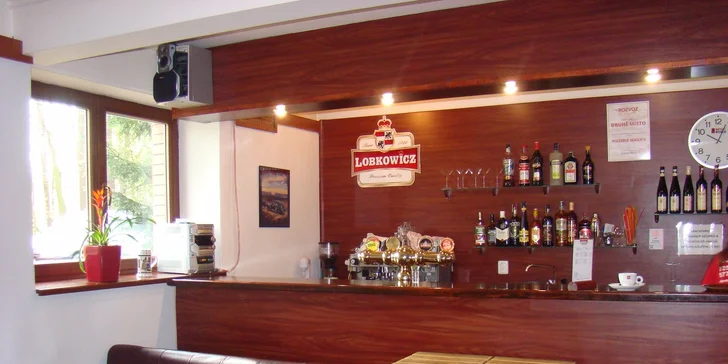 1 nebo 2 italské pizzy z ingrediencí dle vašeho přání