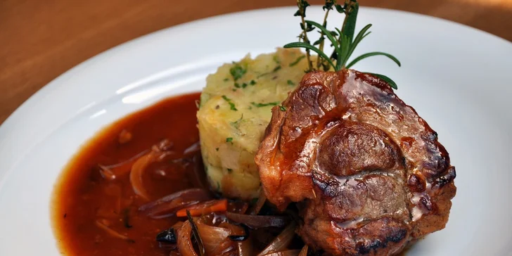 Originální české tříchodové menu pro dva v centru Prahy