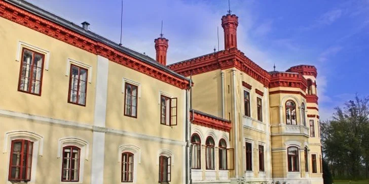 Odpočinek na zámku Mostov s polopenzí a neomezeným wellness