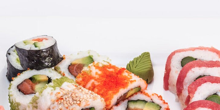 Degustační sushi menu v japonské restauraci