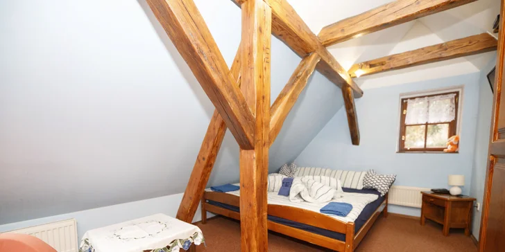 Penzion leží na křižovatce několika turistických tras. Je tedy skvělým výchozím bodem pro výlety.
