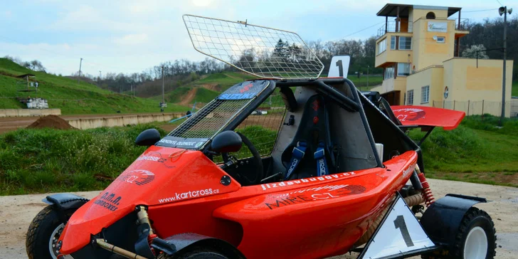 Inštruktor vám pomôže s oblečením a predá vám všetky cenné rady a skúsenosti.