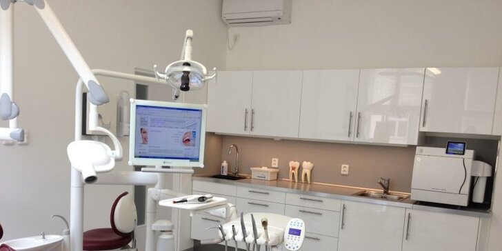 Hodina dentální hygieny od zkušeného stomatologa
