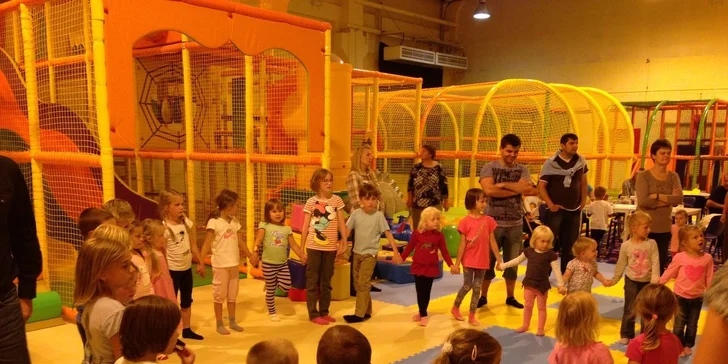 Nechte děti řádit od rána do večera: celodenní vstup do herny Brumbambule