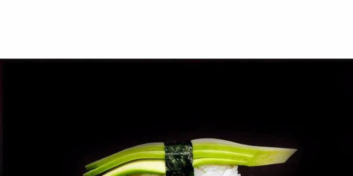 Sushi menu pro 2 osoby v japonské restauraci Sasori